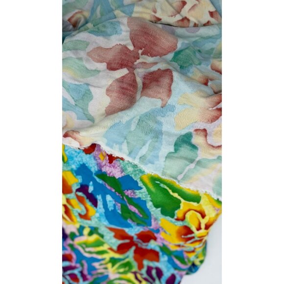 Vibrant Multicolor Floral Cotton Blend Fabric 56x117in Sewing Material - Picture 4 of 4